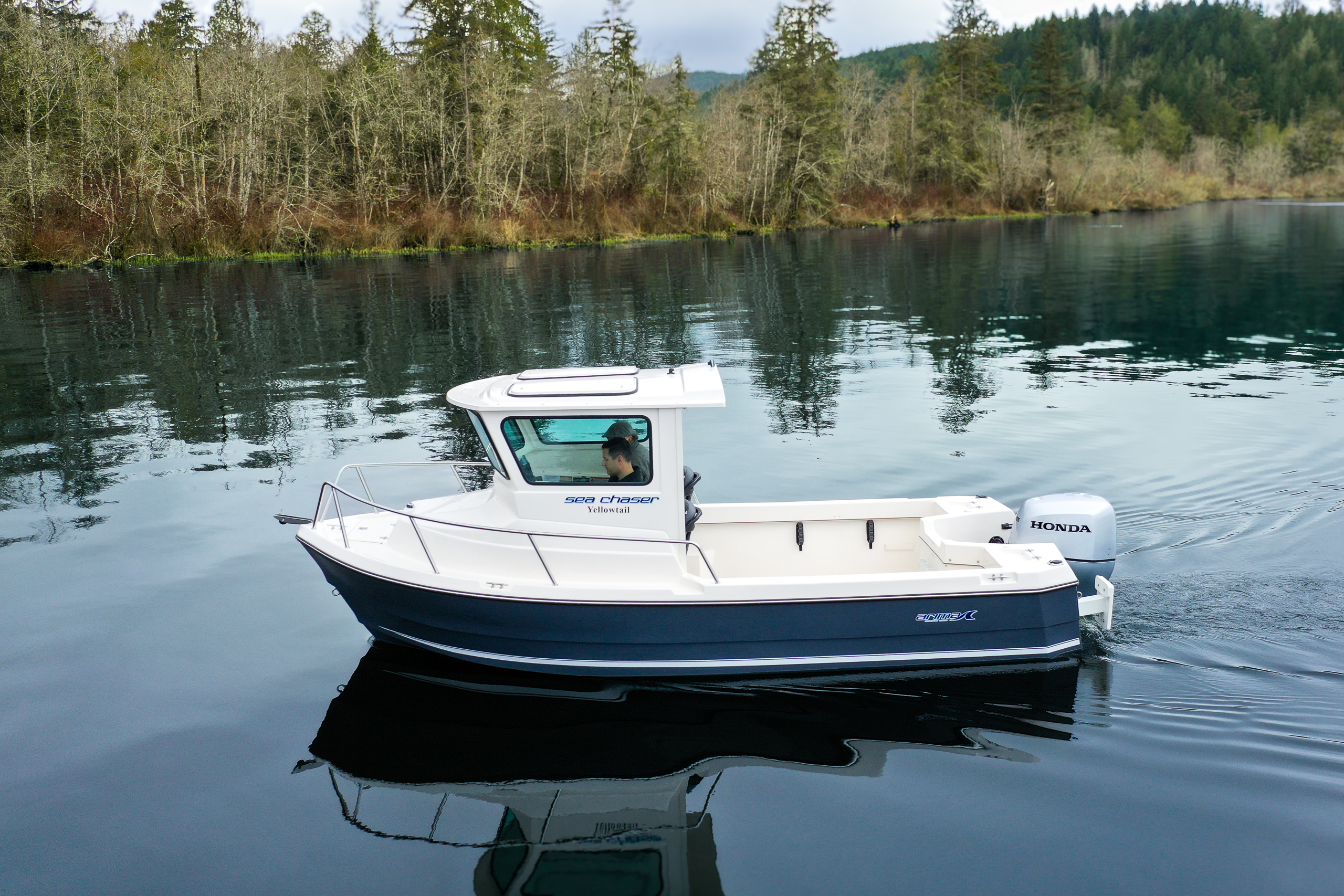 19 Sea Chaser Yellowtail Edition