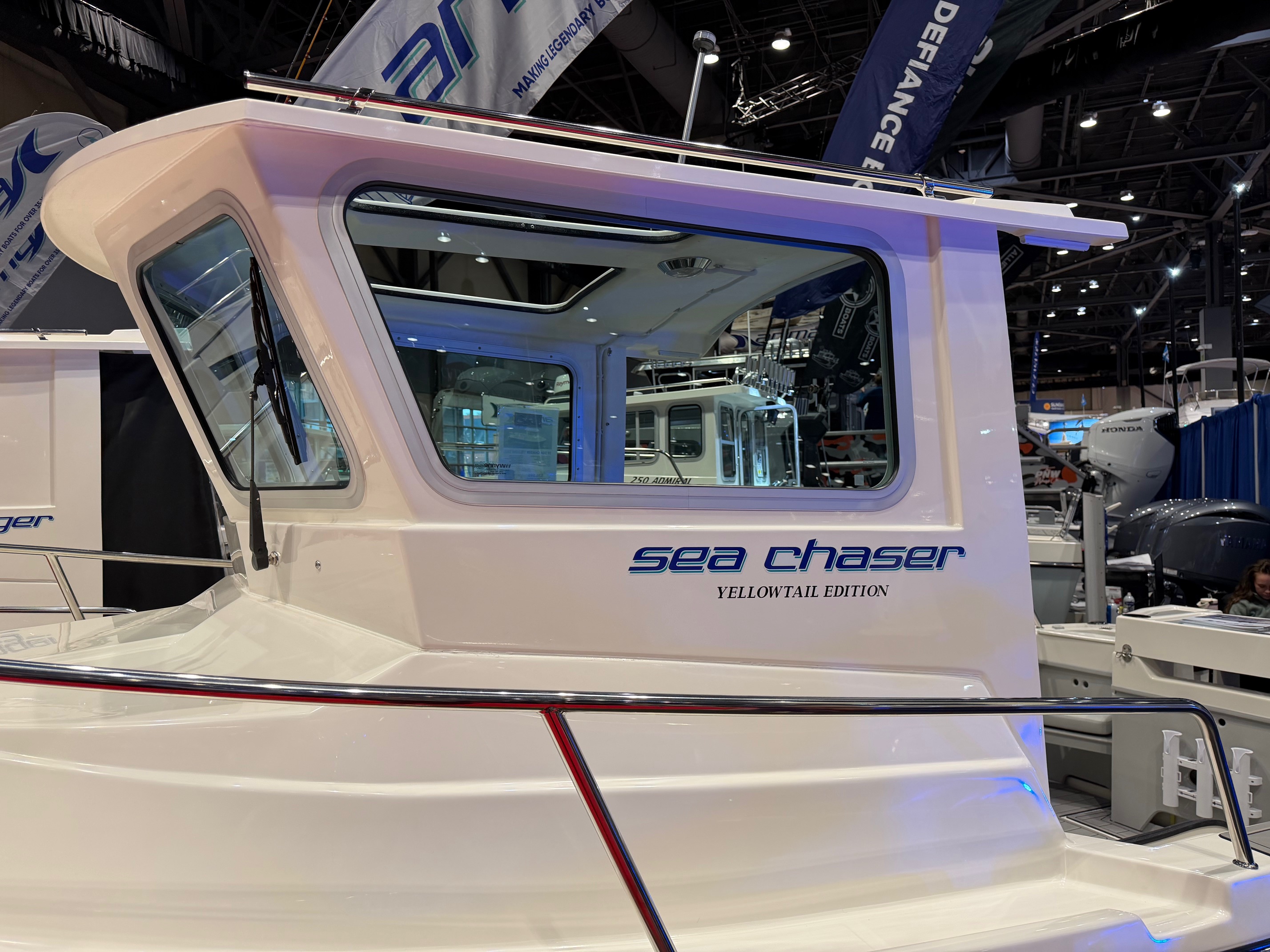 19 Sea Chaser Yellowtail Edition exterior